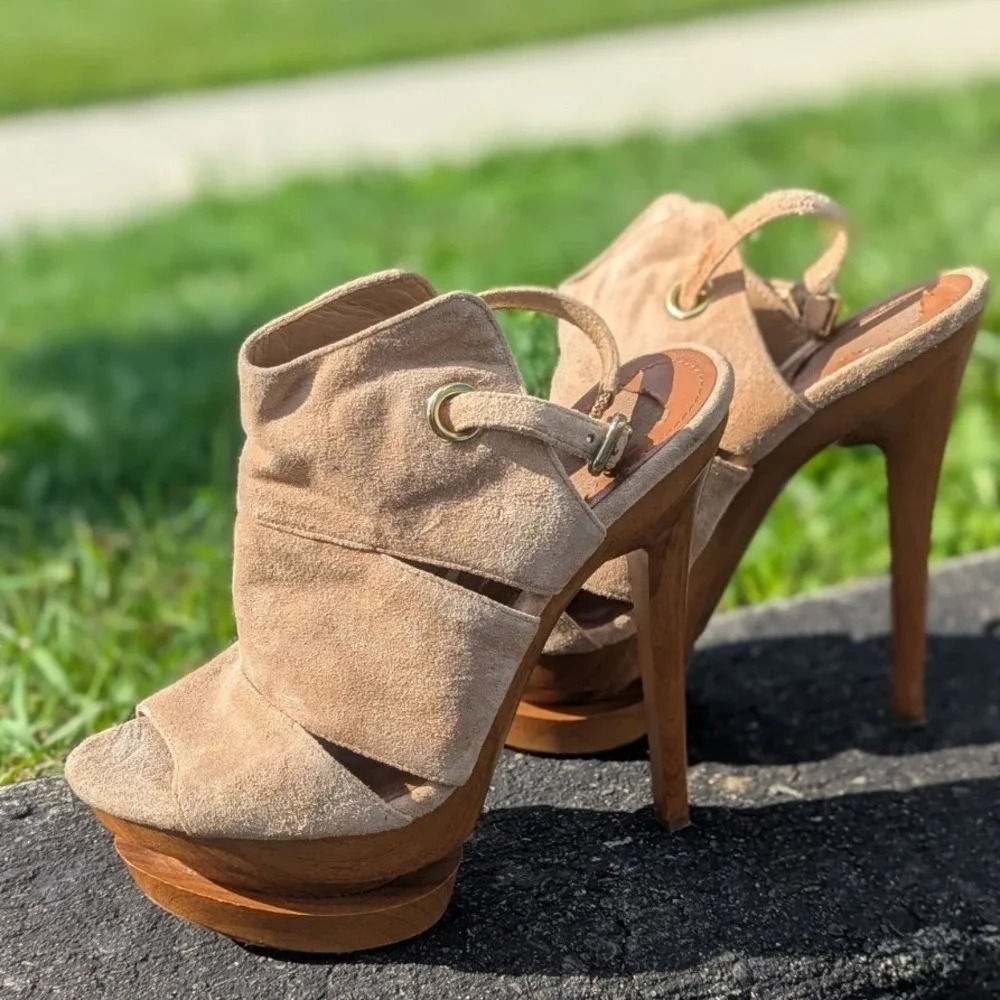 Y2K Jessica Simpson Suede Platform Heels 7B Sculptural Stiletto Tan
